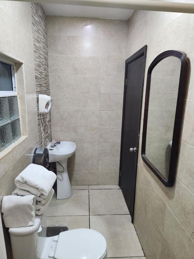 Hotel Don Quijote Mexicali Eksteriør billede