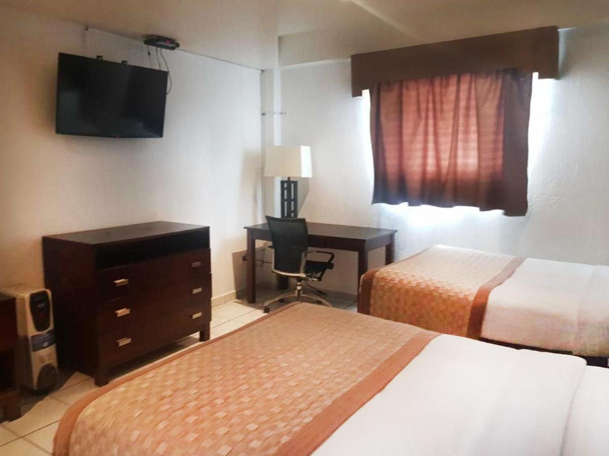 Hotel Don Quijote Mexicali Eksteriør billede